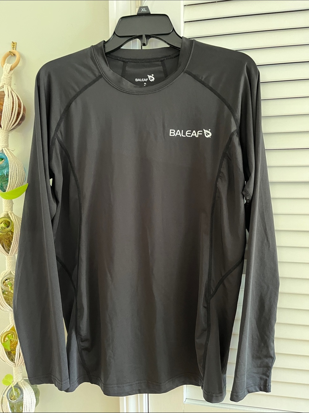 Baleaf Men's Long-Sleeve Swim Rash Guard - Black